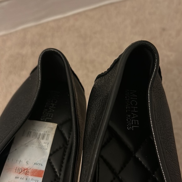Like New Michael Kors Flats - Picture 3 of 6